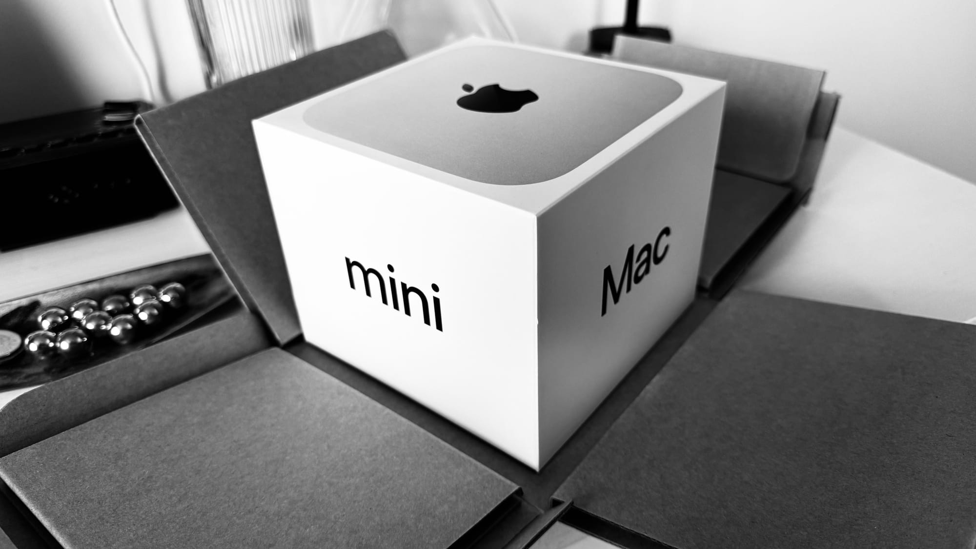 The mighty mini in its box.