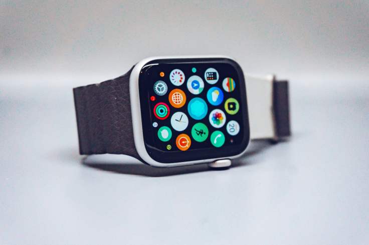Apple Watch — A Product of Tim Cook’s era - Photo from Simon Daoudi on Unsplash