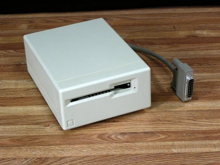 The original 400K external floppy drive